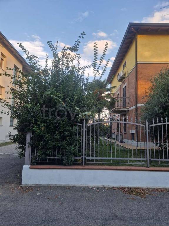 appartamento in affitto a Reggio nell'Emilia in zona Sabbione