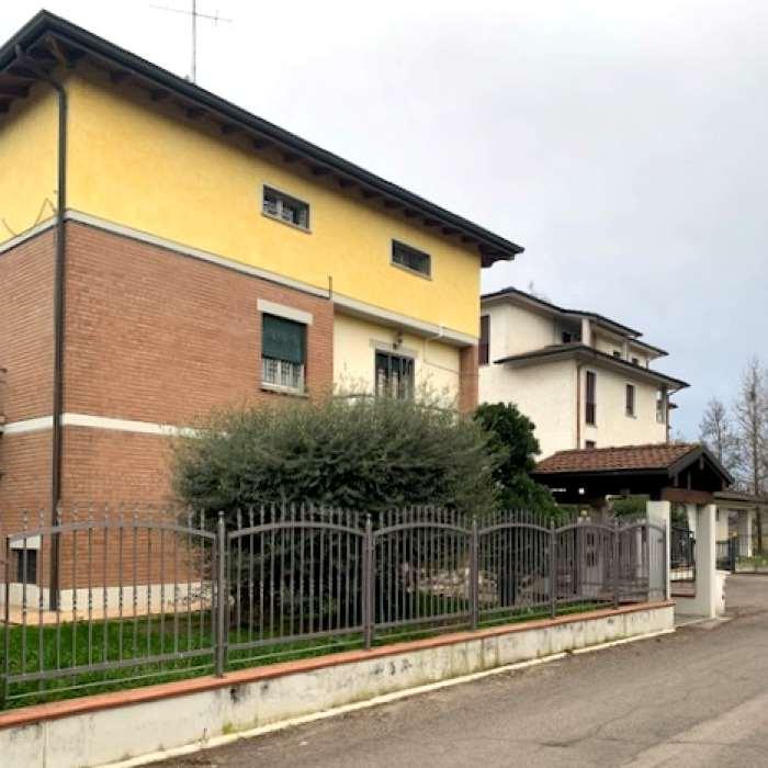 appartamento in affitto a Reggio nell'Emilia in zona Fogliano