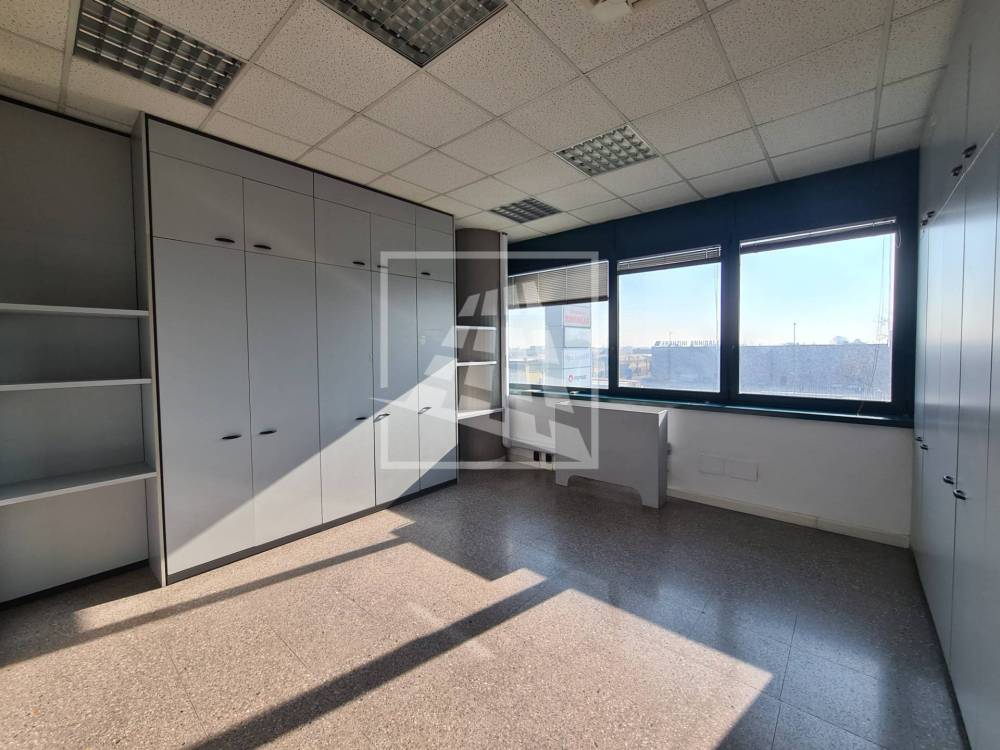 ufficio in affitto a Reggio nell'Emilia in zona Mancasale