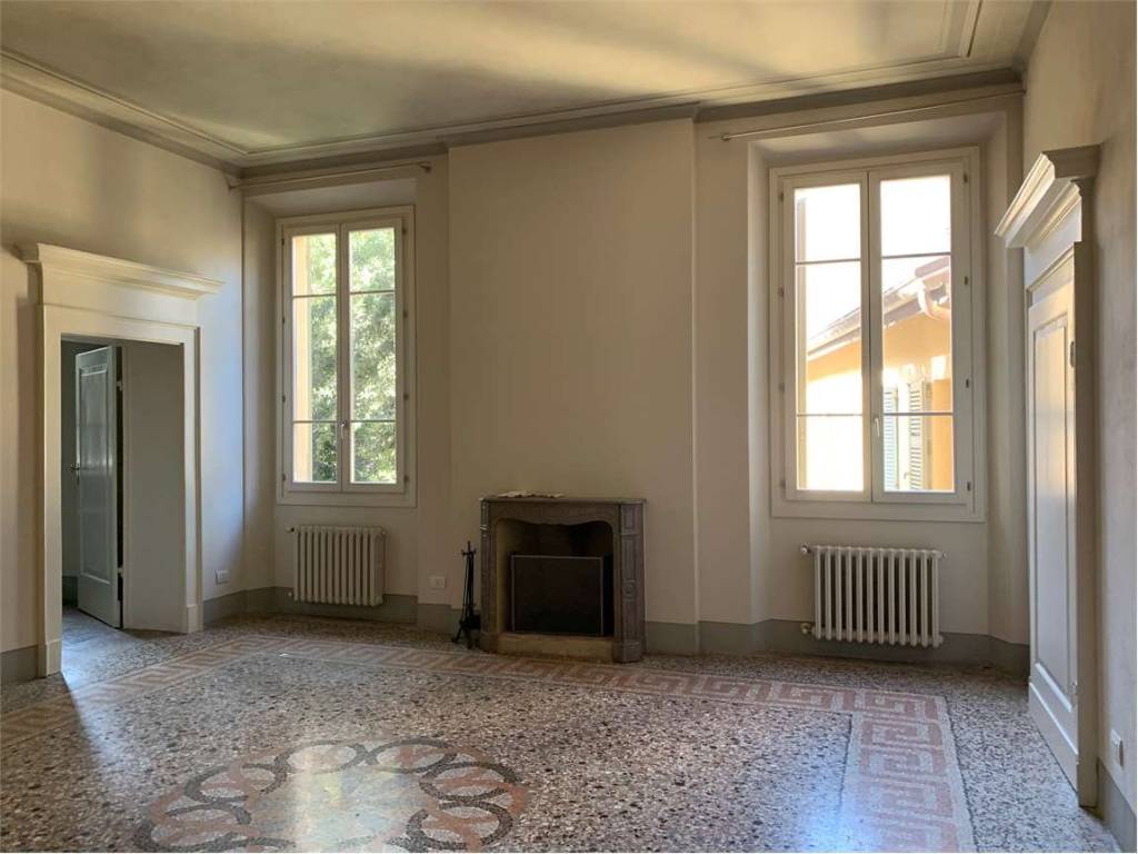 appartamento in affitto a Reggio nell'Emilia in zona Città Storica