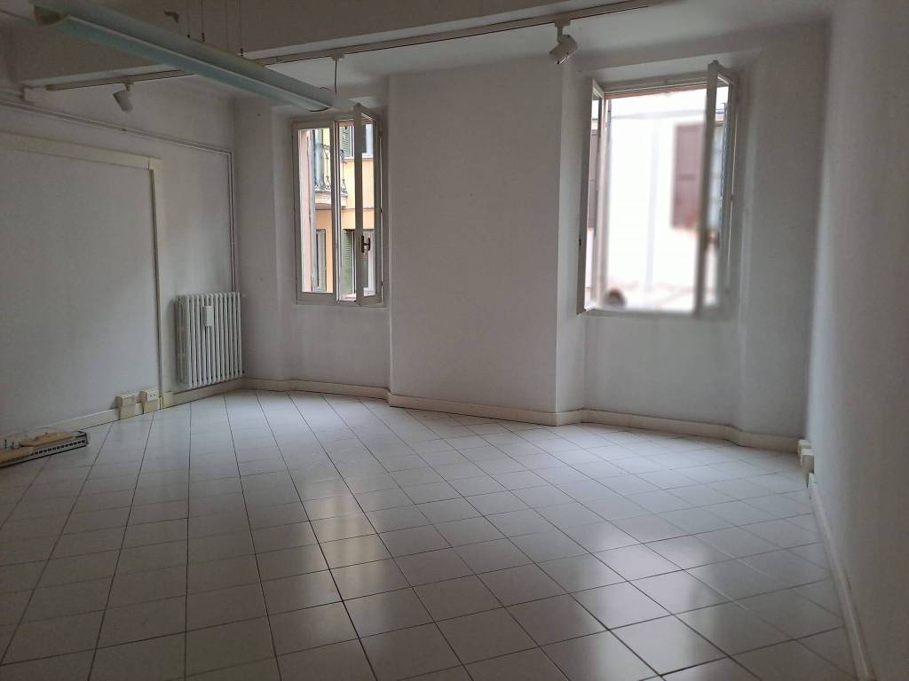 ufficio in affitto a Reggio nell'Emilia in zona Città Storica