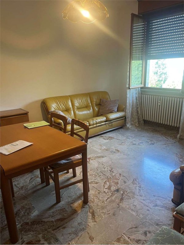 appartamento in affitto a Reggio nell'Emilia in zona Città Storica