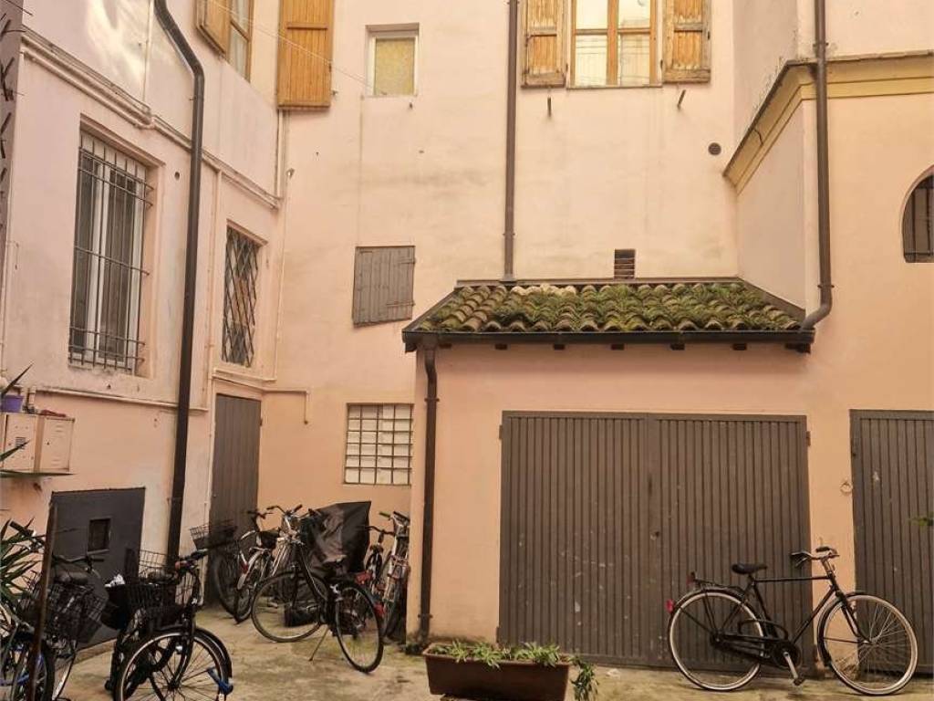 appartamento in affitto a Reggio nell'Emilia
