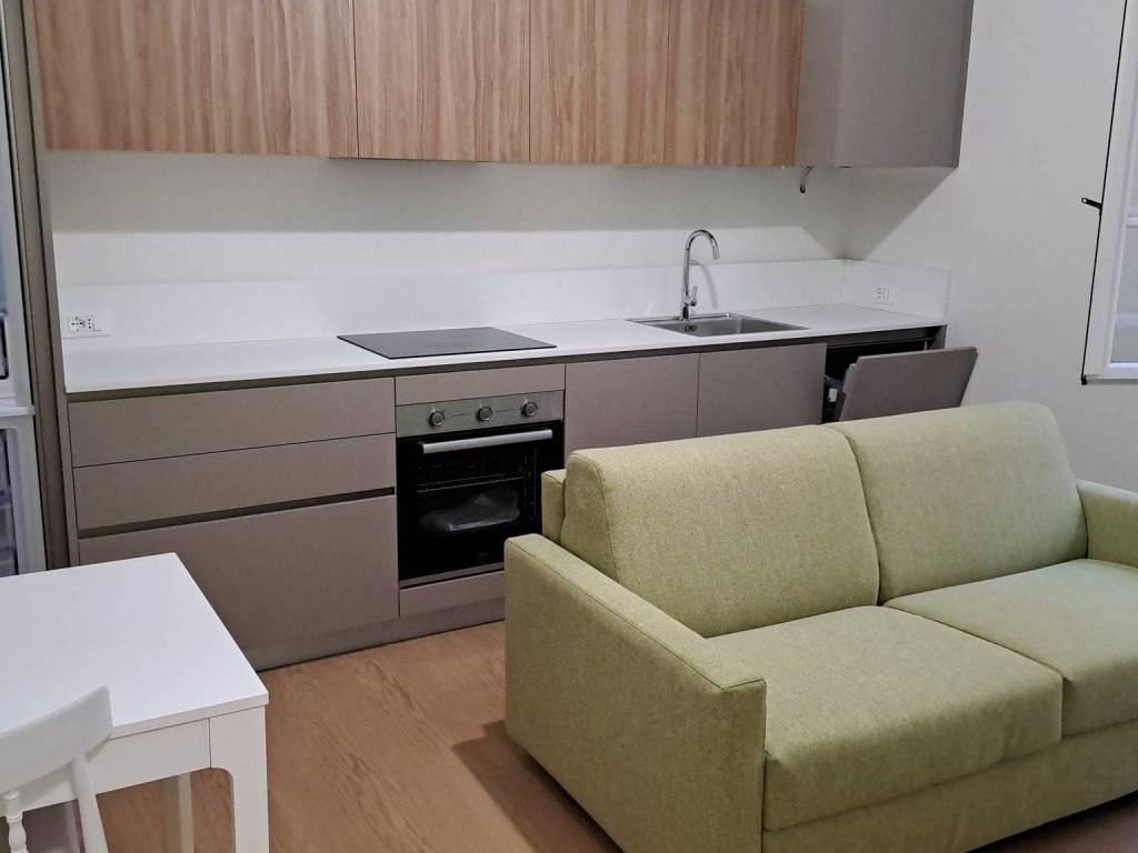 appartamento in affitto a Reggio nell'Emilia in zona Città Storica