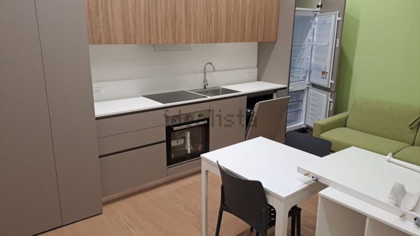appartamento in affitto a Reggio nell'Emilia in zona Città Storica