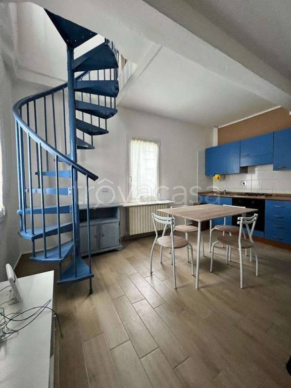 appartamento in affitto a Reggio nell'Emilia in zona Tribunale