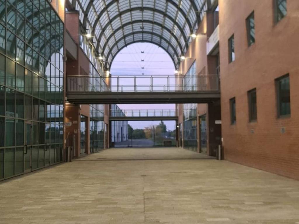 negozio in affitto a Reggio nell'Emilia in zona Mancasale