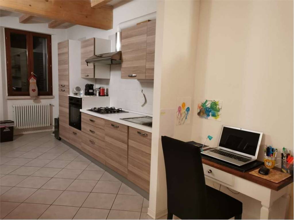 appartamento in affitto a Reggio nell'Emilia in zona Città Storica