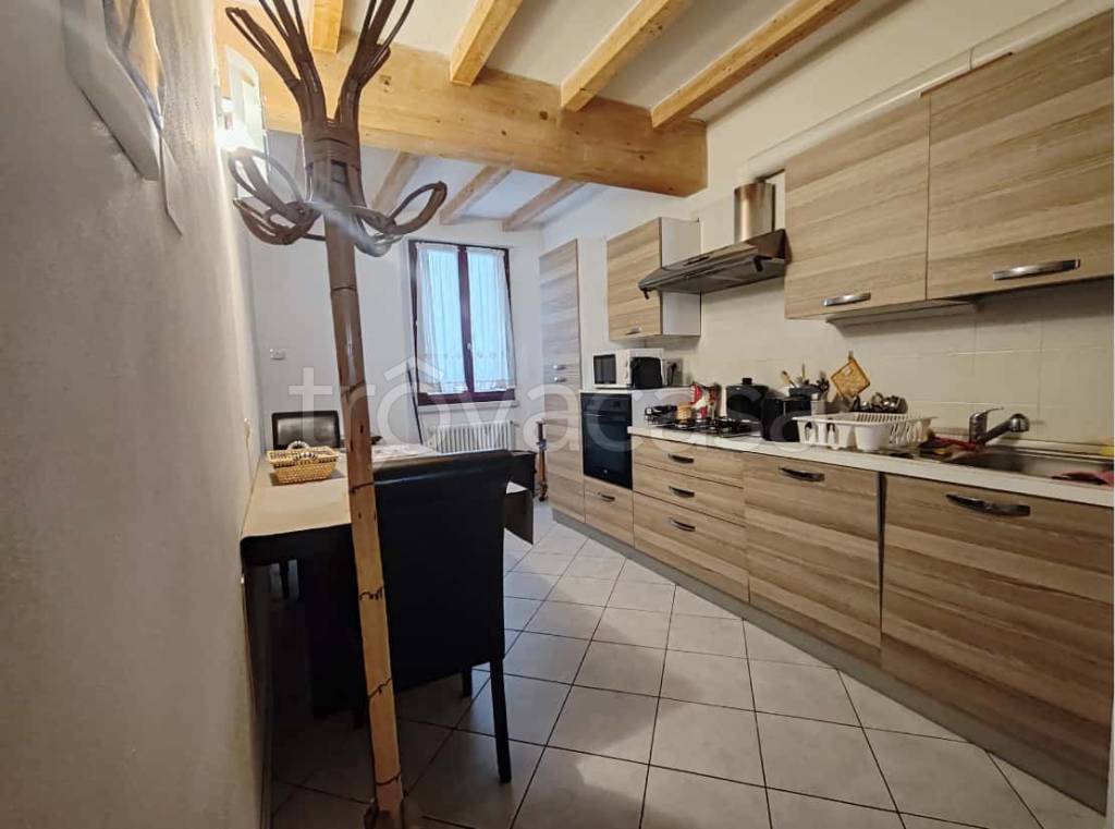 appartamento in affitto a Reggio nell'Emilia in zona Città Storica