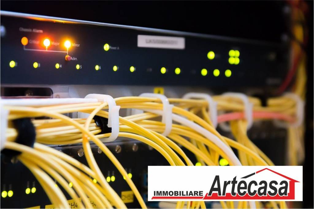 capannone in affitto a Reggio nell'Emilia in zona Santa Croce