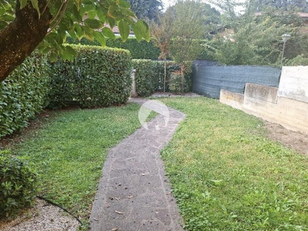 casa indipendente in affitto a Reggio nell'Emilia in zona Città Storica