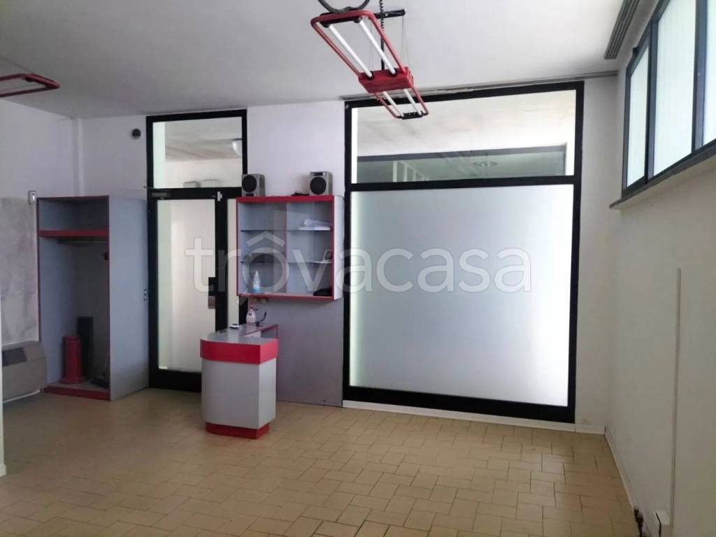 ufficio in affitto a Reggio nell'Emilia in zona Regina Pacis