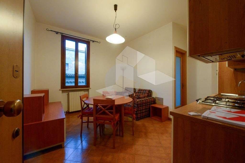 appartamento in affitto a Reggio nell'Emilia in zona Città Storica