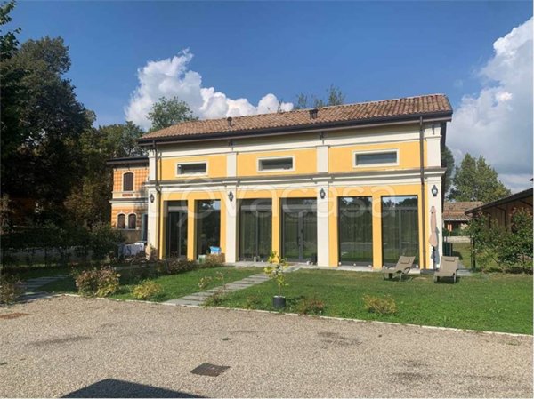 appartamento in affitto a Reggio nell'Emilia in zona Città Storica