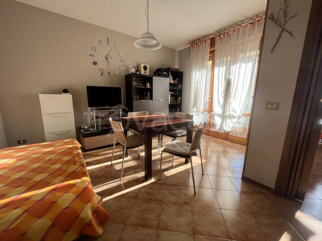 appartamento in affitto a Reggio nell'Emilia in zona Città Storica