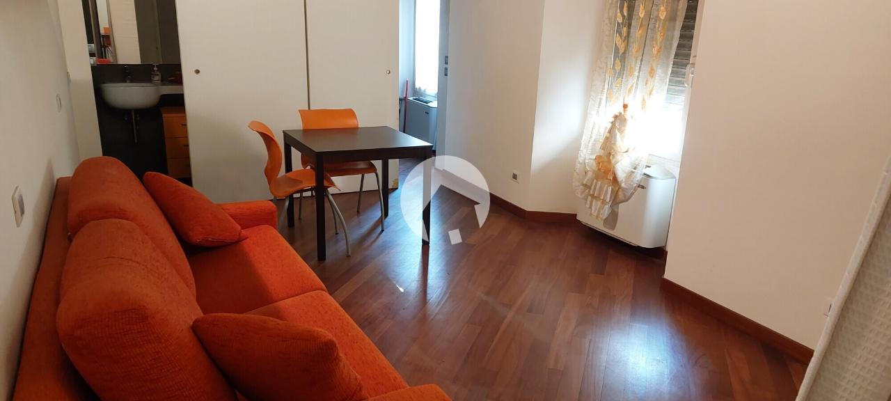 appartamento in affitto a Reggio nell'Emilia in zona Città Storica