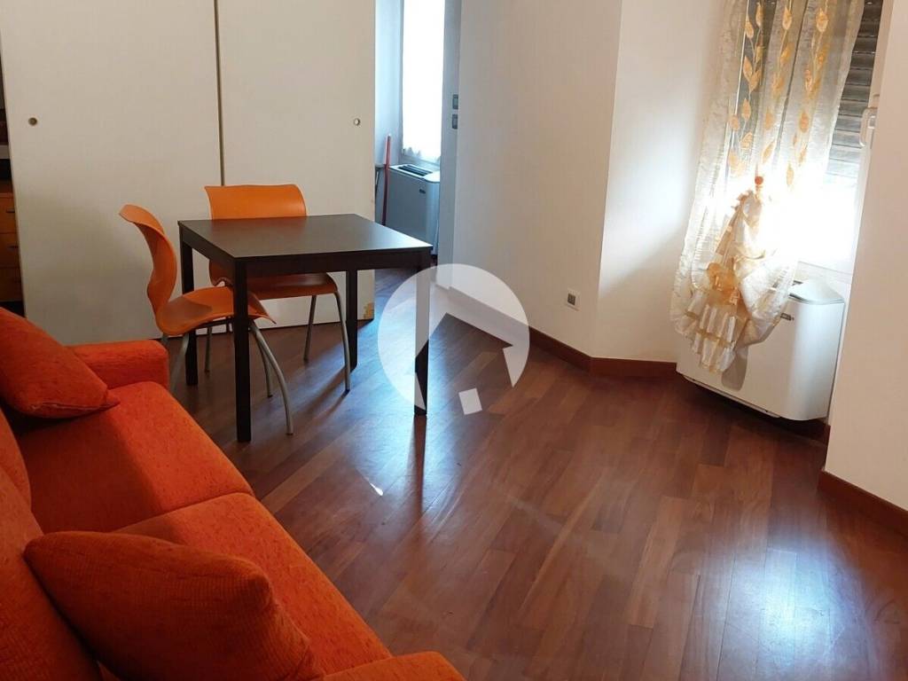 appartamento in affitto a Reggio nell'Emilia in zona Città Storica