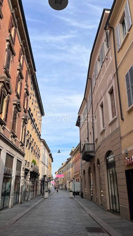 ufficio in affitto a Reggio nell'Emilia in zona Città Storica