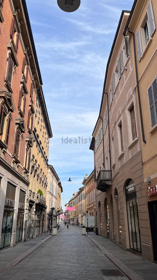 ufficio in affitto a Reggio nell'Emilia in zona Città Storica