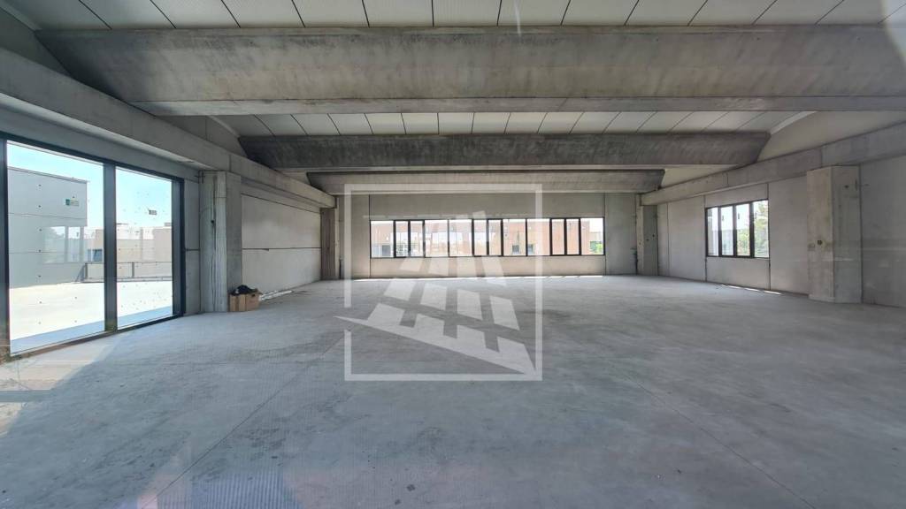 ufficio in affitto a Reggio nell'Emilia in zona Cadè / Gaida