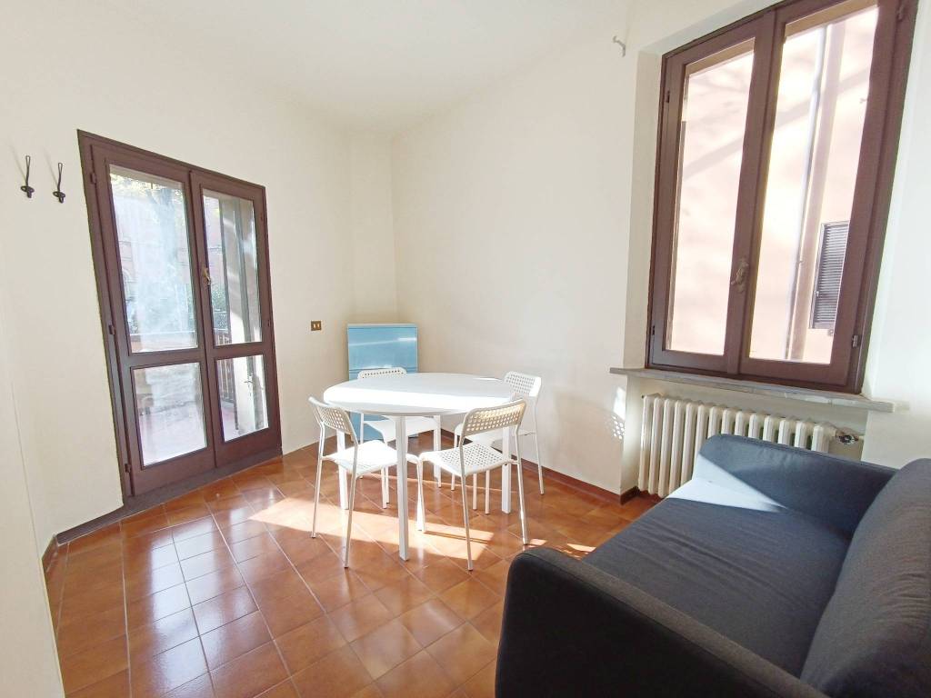 appartamento in affitto a Reggio nell'Emilia in zona Città Storica