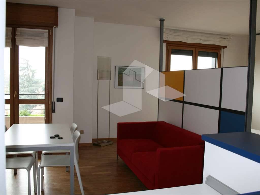 appartamento in affitto a Reggio nell'Emilia in zona Città Storica