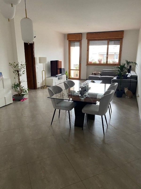appartamento in affitto a Reggio nell'Emilia