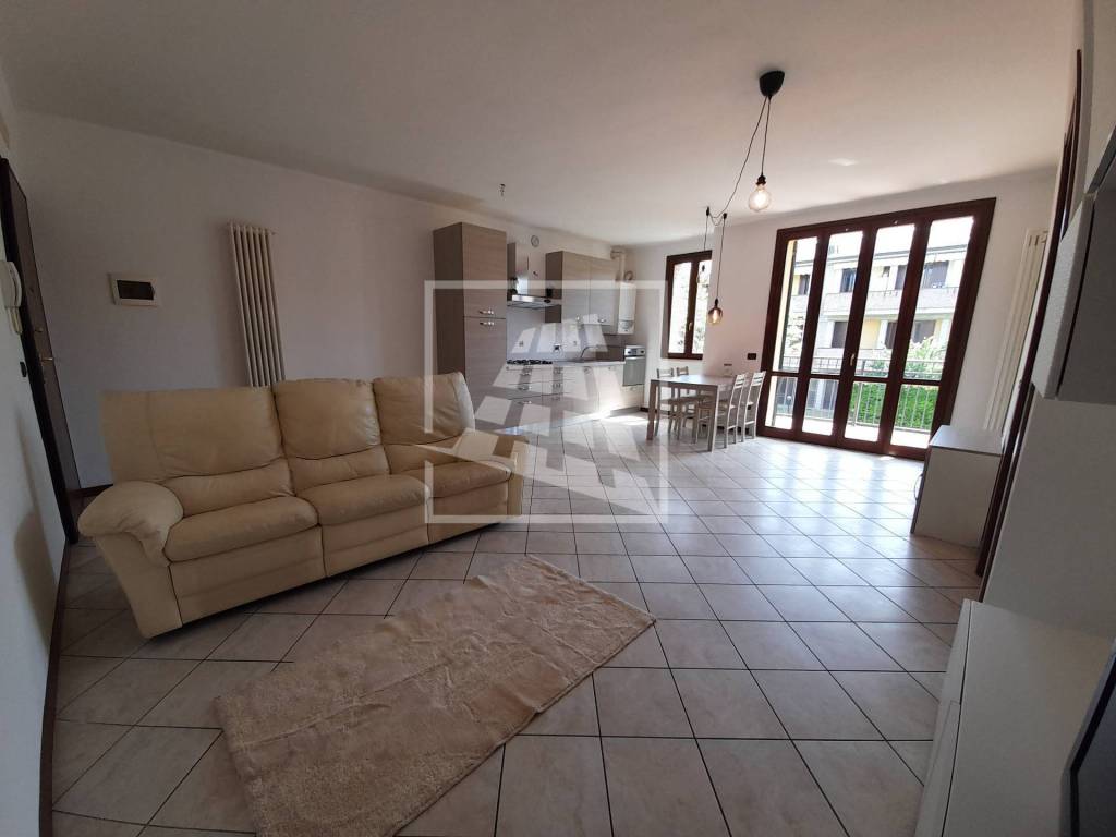 appartamento in affitto a Reggio nell'Emilia