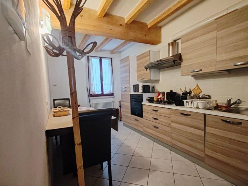 appartamento in affitto a Reggio nell'Emilia in zona Città Storica