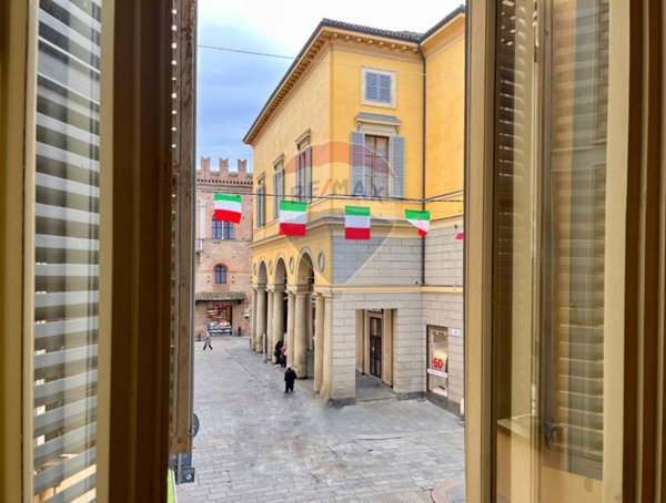 appartamento in affitto a Reggio nell'Emilia in zona Città Storica