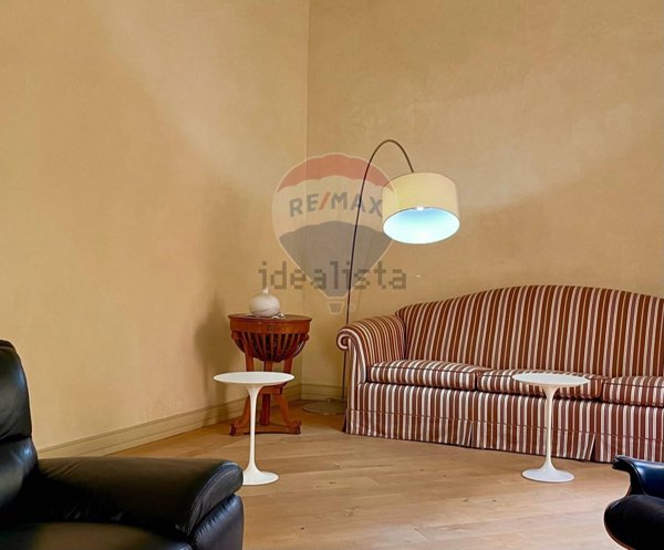 appartamento in affitto a Reggio nell'Emilia in zona Città Storica