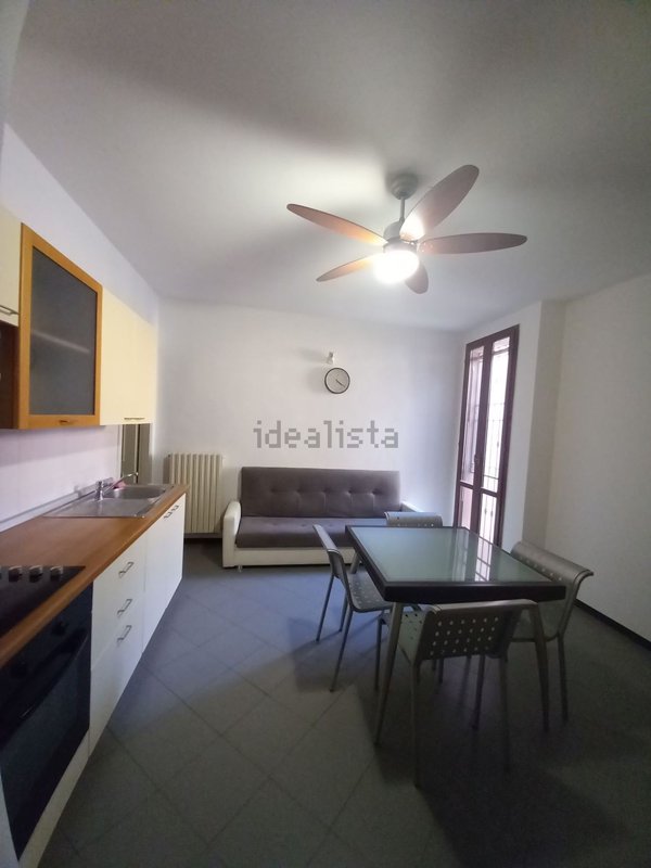 appartamento in affitto a Reggio nell'Emilia in zona Città Storica