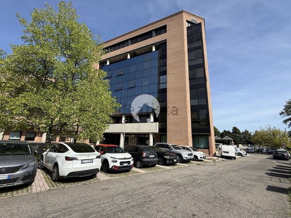 ufficio in affitto a Reggio nell'Emilia in zona Tribunale