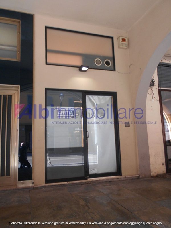 negozio in affitto a Reggio nell'Emilia in zona San Prospero Strinati