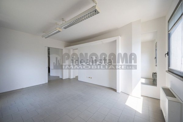 ufficio in affitto a Reggio nell'Emilia in zona Tribunale