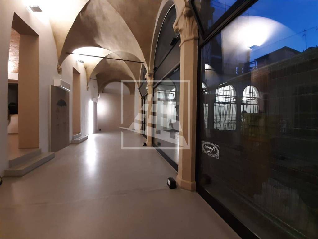 ufficio in affitto a Reggio nell'Emilia in zona Città Storica