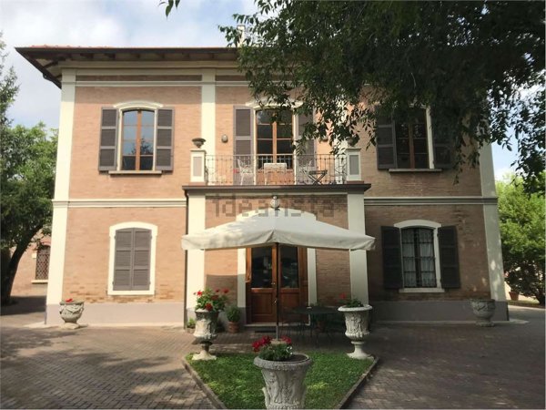 casa indipendente in affitto a Reggio nell'Emilia in zona Città Storica
