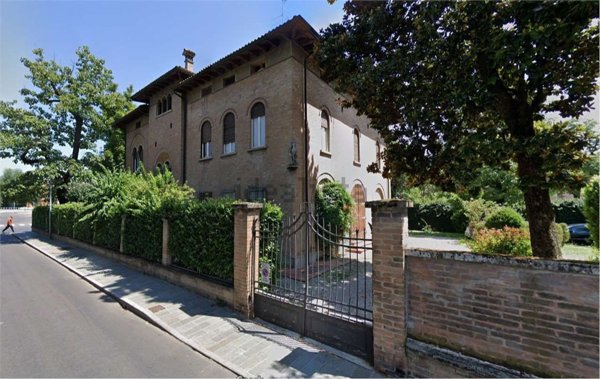 casa indipendente in affitto a Reggio nell'Emilia in zona Città Storica