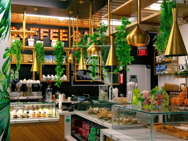 negozio in affitto a Reggio nell'Emilia in zona Città Storica