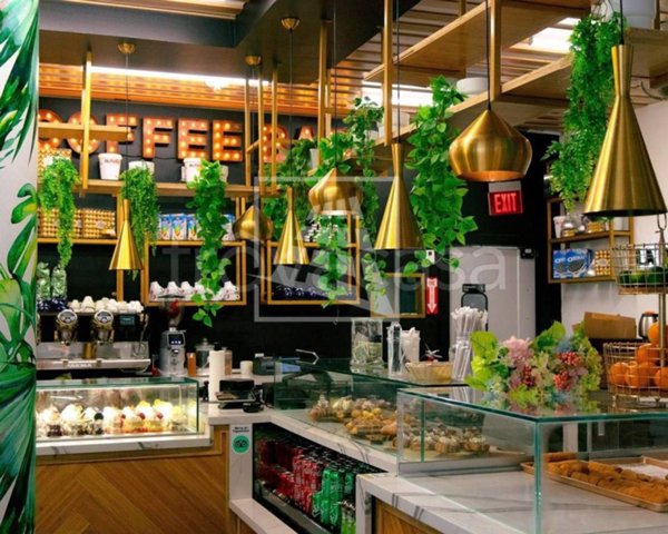 negozio in affitto a Reggio nell'Emilia in zona Città Storica