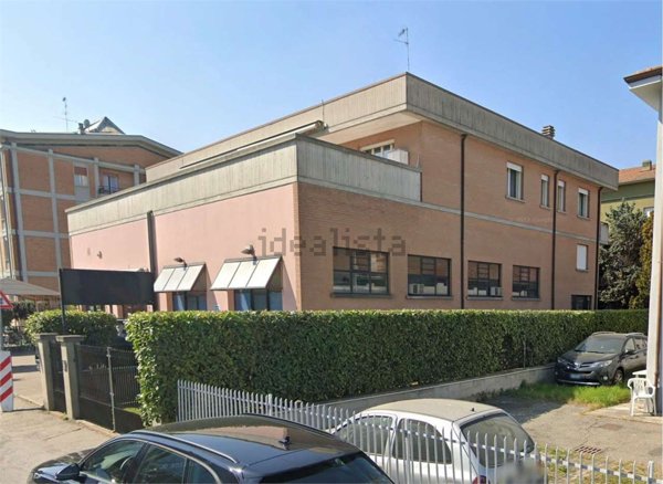 pentavano in affitto a Reggio nell'Emilia