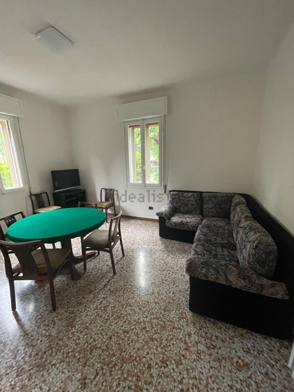 appartamento in affitto a Reggio nell'Emilia in zona Città Storica