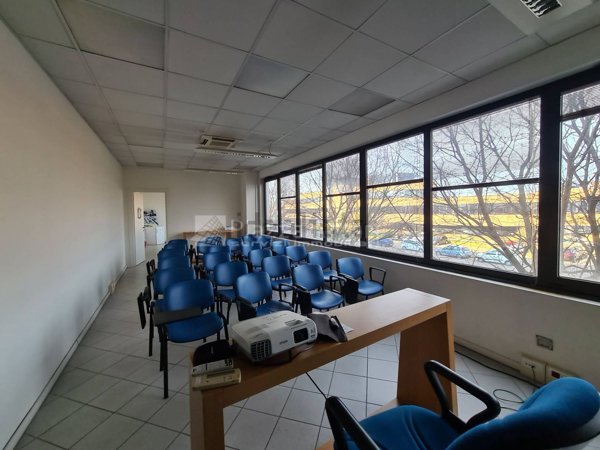 locale di sgombero in affitto a Reggio nell'Emilia