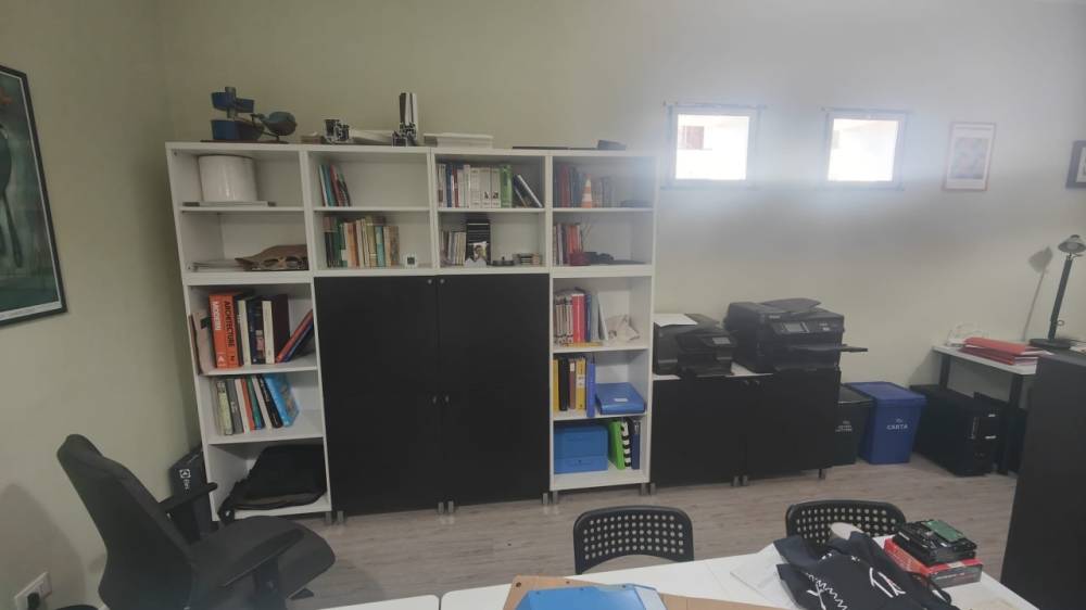 locale commerciale in affitto a Reggio nell'Emilia in zona Buco del Signore