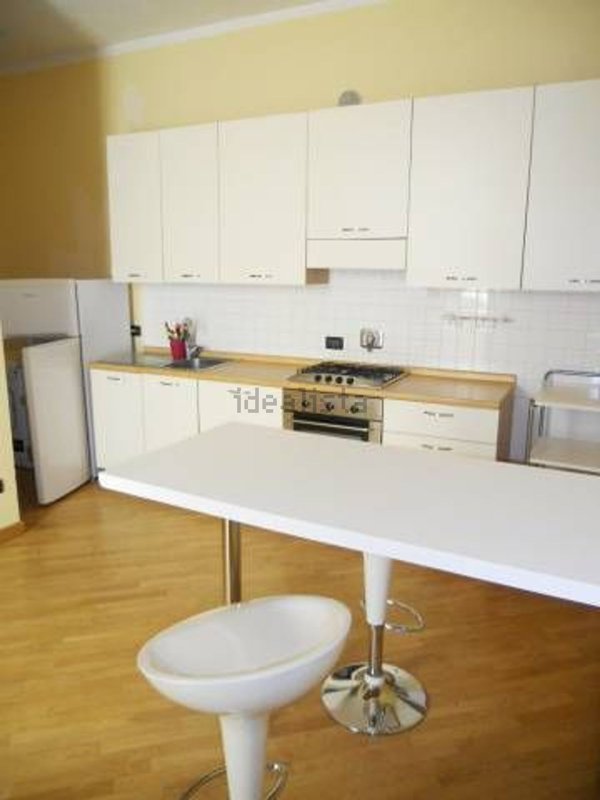 appartamento in affitto a Reggio nell'Emilia in zona Città Storica