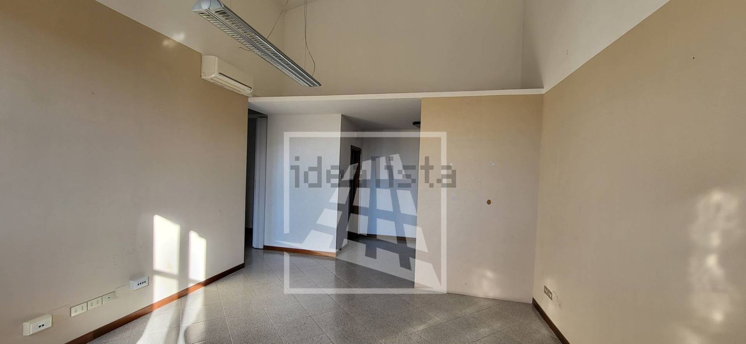ufficio in affitto a Reggio nell'Emilia in zona Città Storica