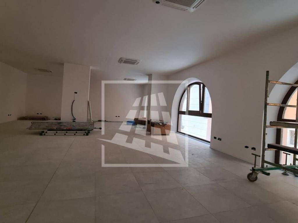 ufficio in affitto a Reggio nell'Emilia in zona Città Storica