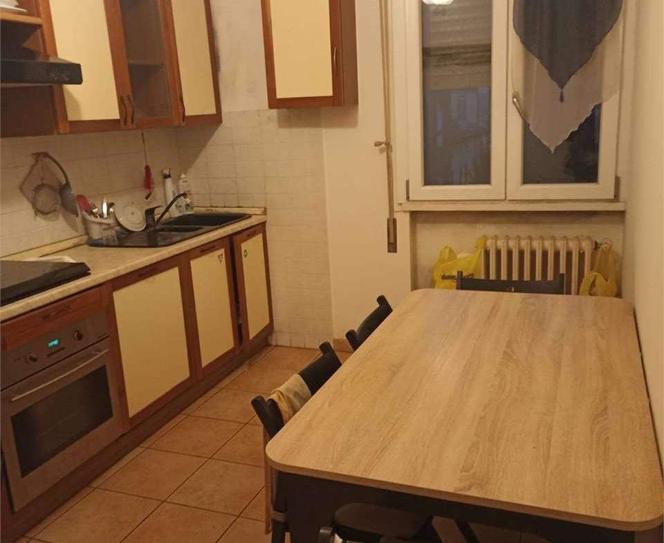 appartamento in affitto a Reggio nell'Emilia in zona Città Storica