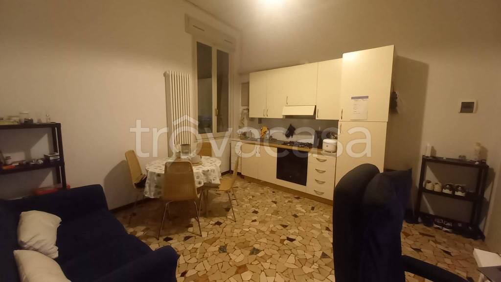 appartamento in affitto a Reggio nell'Emilia in zona Città Storica