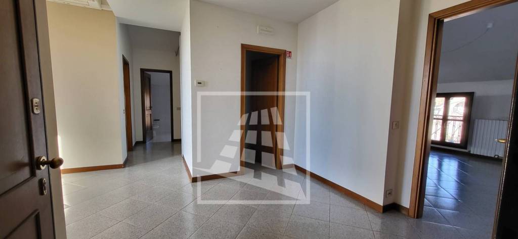 ufficio in affitto a Reggio nell'Emilia in zona Città Storica